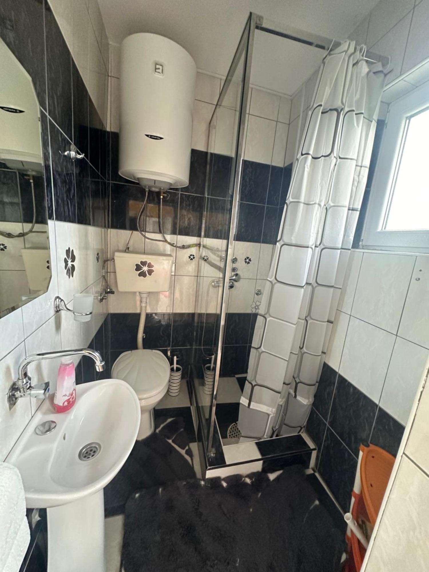 Apartman Lili Цетинє Екстер'єр фото